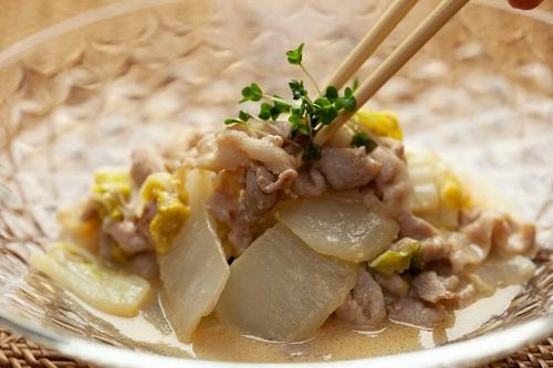 白菜と豚肉の味噌マヨネーズ炒め