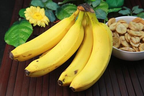 【バナナ】を徹底解説。栄養やカロリー、選び方のコツなど紹介