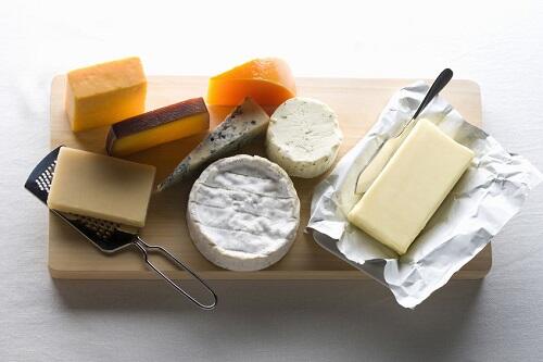 【チーズ】の奥深い世界。チーズにまつわる豆知識いくつ知ってる？
