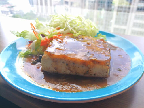 豆腐ステーキにはあんかけがおすすめ！栄養もボリュームも補える！？