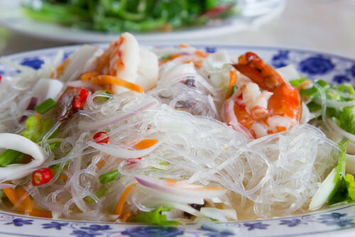 【ヤムウンセン】はタイの春雨サラダ！意外と簡単で親しみやすい！
