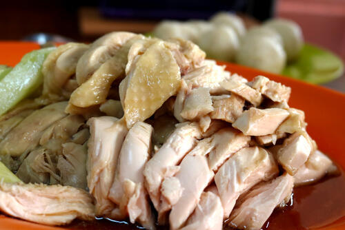 もも肉の蒸し鶏の作り方を紹介！使える調理器具はさまざま！