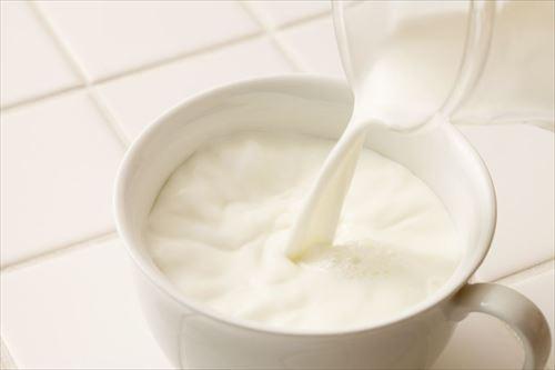 【ムーンミルク】が人気の理由とは？簡単な作り方も紹介！