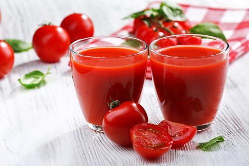 トマトジュースの効果！飲むのは朝？夜？栄養や注意点まで詳しく解説