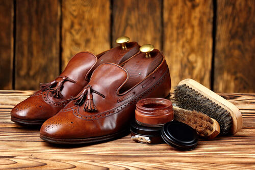 革靴の正しいお手入れ方法と、革靴を長持ちさせるコツ