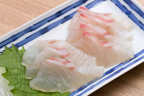 超が付くほどの高級魚 石鯛 の美味しい食べ方 塩焼きはng 食 料理 オリーブオイルをひとまわし