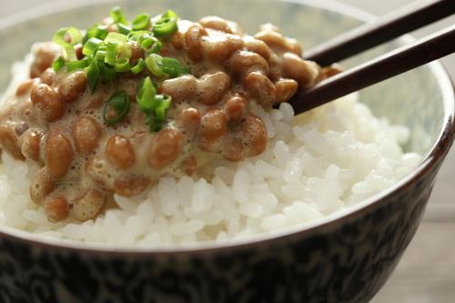 納豆が一番美味しくなる薬味やタレのタイミングは？