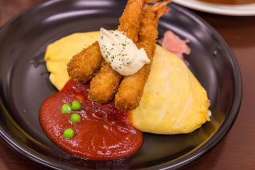 管理栄養士監修 オムライスのカロリーと糖質 栄養図鑑 食 料理 オリーブオイルをひとまわし