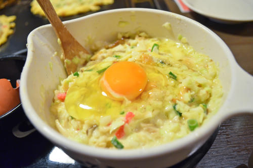 お好み焼きのタネが余ったらどうする 焼いて冷凍してお弁当に 食 料理 オリーブオイルをひとまわし