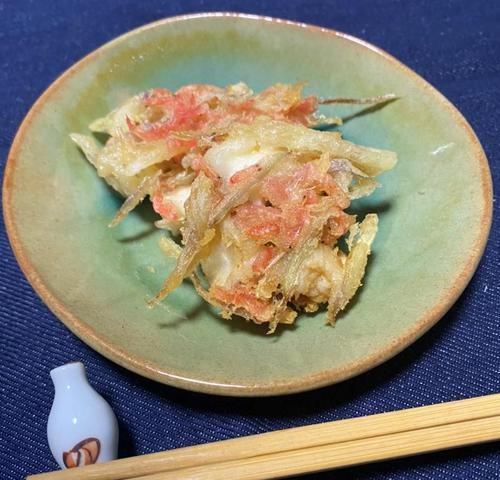 はんぺんと干しエビの旨みが絶品！「みょうがのふんわりかき揚げ」