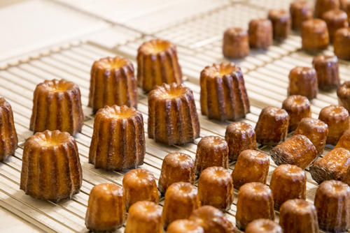 管理栄養士監修 カヌレのカロリーと糖質 栄養図鑑 食 料理 オリーブオイルをひとまわし 管理栄養士監修 カヌレのカロリーと糖質 栄養図鑑 食 料理 オリーブオイルをひとまわし