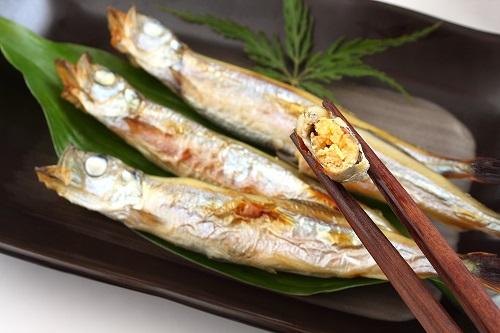 ししゃも　断面　魚卵