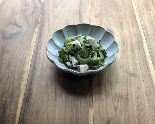 ゴーヤと豆腐の塩昆布和え