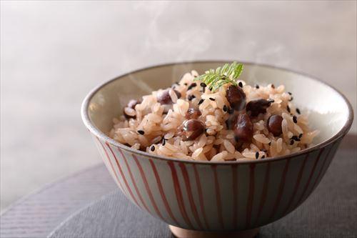 甘納豆の赤飯 の作り方を紹介 北海道の郷土料理を解説 食 料理 オリーブオイルをひとまわし