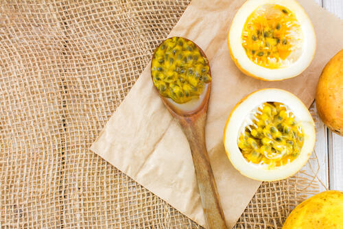 本当にあるの 黄色いパッションフルーツの特徴と産地は 食 料理 オリーブオイルをひとまわし