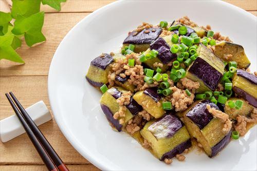 茄子とひき肉の炒め物