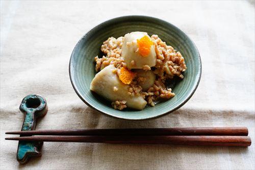 里芋のそぼろ煮