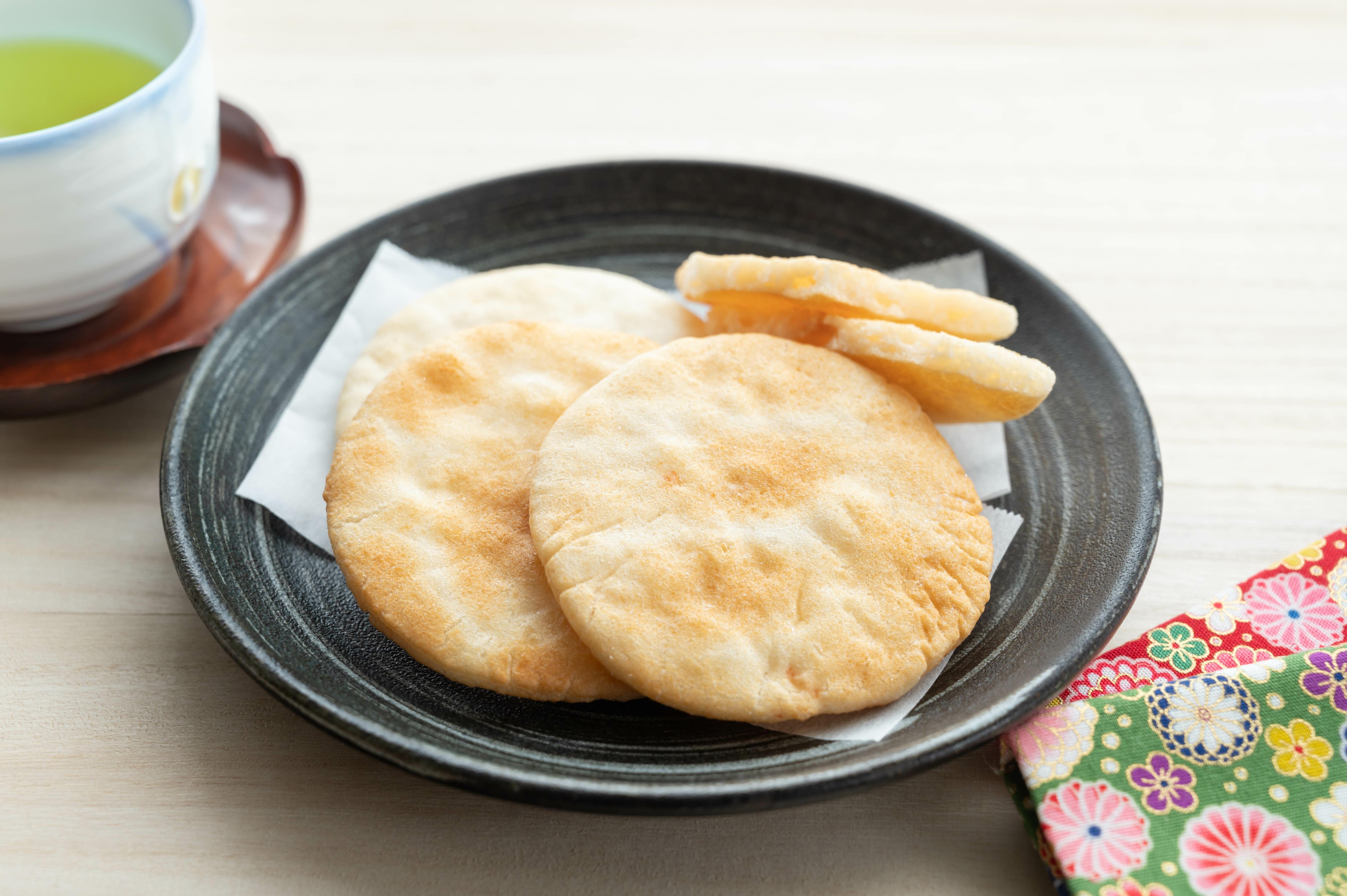 サラダせんべい　えび味