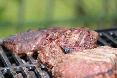 知っておくと役立つ！安いお肉を美味しく食べる方法まとめ