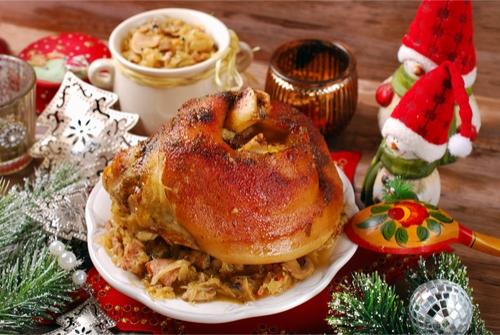 フィリピンのクリスマスは豚の丸焼き「レチョン」で祝う！？