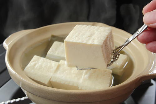 シンプルが一番！「湯豆腐」の歴史や美味しくするコツ