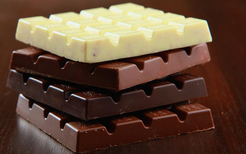 チョコレートにまつわる豆知識。保存方法やバレンタインデーの文化について