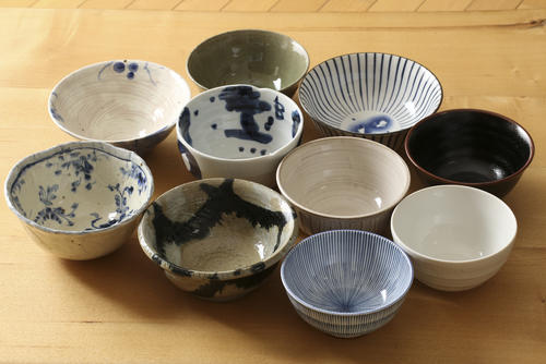 日本の器・陶磁器の色とりどりの世界｜料理好きなら知っておきたい基礎知識まとめ