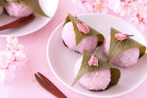 関東と関西で違う 桜餅 の種類 食 料理 オリーブオイルをひとまわし