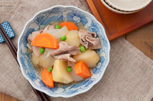 肉じゃがはリメイクで美味しく食べきろう！カレーにドリアにオムレツまで