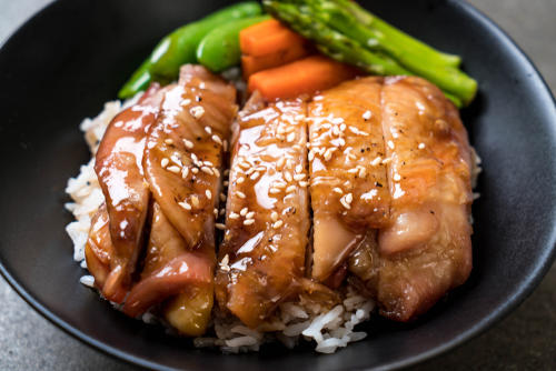 ひと手間でプロの味！照り焼きチキンをワンランクアップさせる作り方