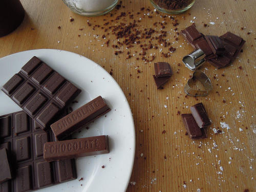 チョコレートのカロリーや糖質量は？糖質制限中に食べても大丈夫？