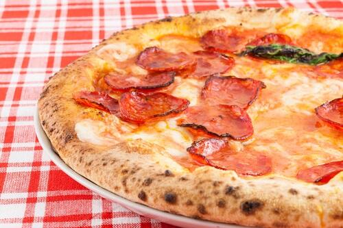 スパイシーな美味しさのピザ・ディアボラのカロリーはどのくらい？