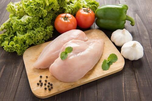 鶏むね肉のパサパサ感を『マヨネーズ』が軽減してくれる理由。