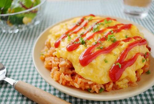 チキンライスに合う献立はこれ スープや副菜は何がおすすめ 食 料理 オリーブオイルをひとまわし