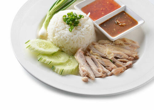 タイ料理カオマンガイって知ってる？食べ方や特徴を解説