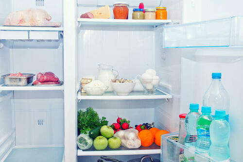卵、肉、マヨネーズを冷蔵庫に正しく収納する方法。実は間違っている人が多い？