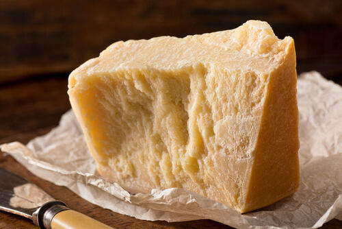 【スプリンツ】ってどんなチーズ？特徴や保存方法、食べ方を解説