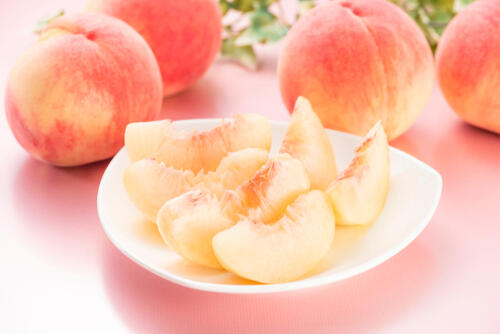 日本の高級フルーツ【桃】の豆知識まとめ！栄養・カロリーから剥き方まで