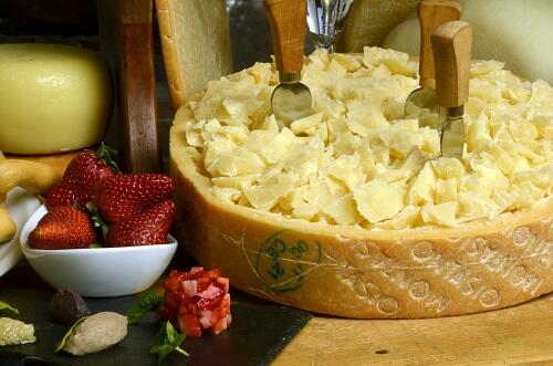 【モンタジオ】ってどんなチーズ？特徴やおすすめの食べ方