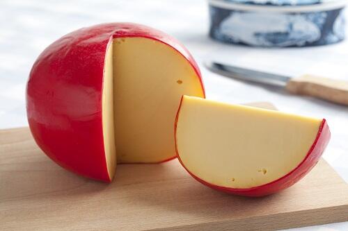 通が選ぶオランダの【エダムチーズ】とは？通称「赤玉」？