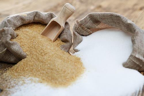 白砂糖と三温糖ときび砂糖の違いは それぞれの特徴も解説 食 料理 オリーブオイルをひとまわし