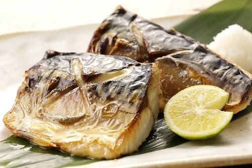 【夕飯】には魚がおすすめ！白身魚と青魚の違いや献立を紹介