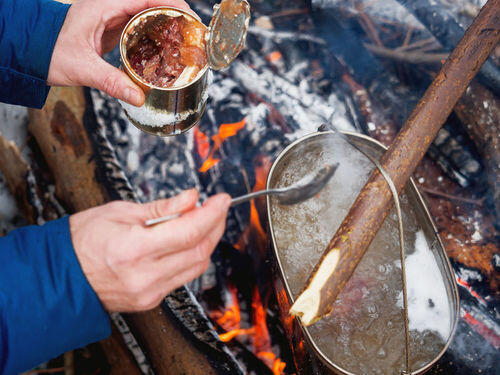 【缶詰】で作る絶品キャンプ飯5選！時間のない朝でも作れる手軽なレシピ