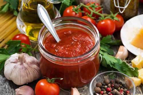 トマトソースをアレンジして作る便利な調味料を紹介！