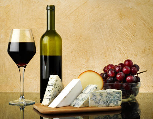乳製品がワインをもっと美味しく。チーズやバターとのフードペアリングとは？