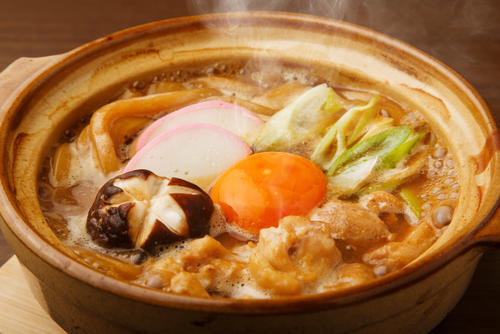 味噌煮込みうどんは名古屋のソウルフード！特徴や美味しい食べ方を紹介