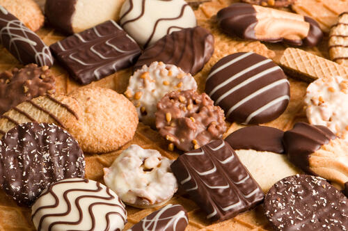 お菓子の「クッキー」の種類を解説！伸ばし生地や絞りだし生地とは？