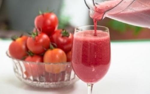 自家製トマトジュースの作り方！野菜や果実と合わせたアレンジレシピも紹介