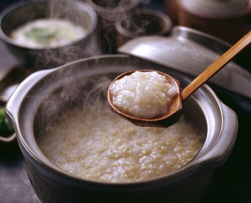 雑炊の栄養やおすすめの食べ方を紹介！豊富なアレンジレシピも解説！