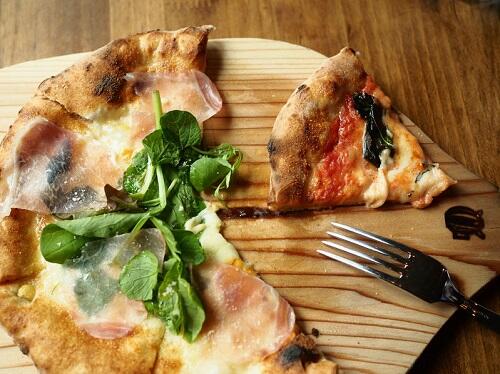 ピザの作り方を紹介！冷凍や冷めたピザの上手な温め方も解説！